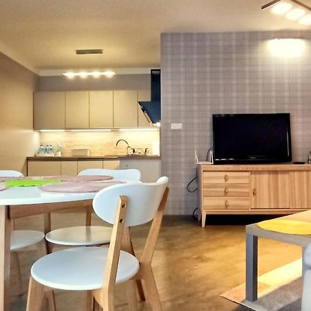 Fajny Kat - Apartamenty W Centrum, Najwyzsze Opinie Gosci 옐레니아구라 외부 사진